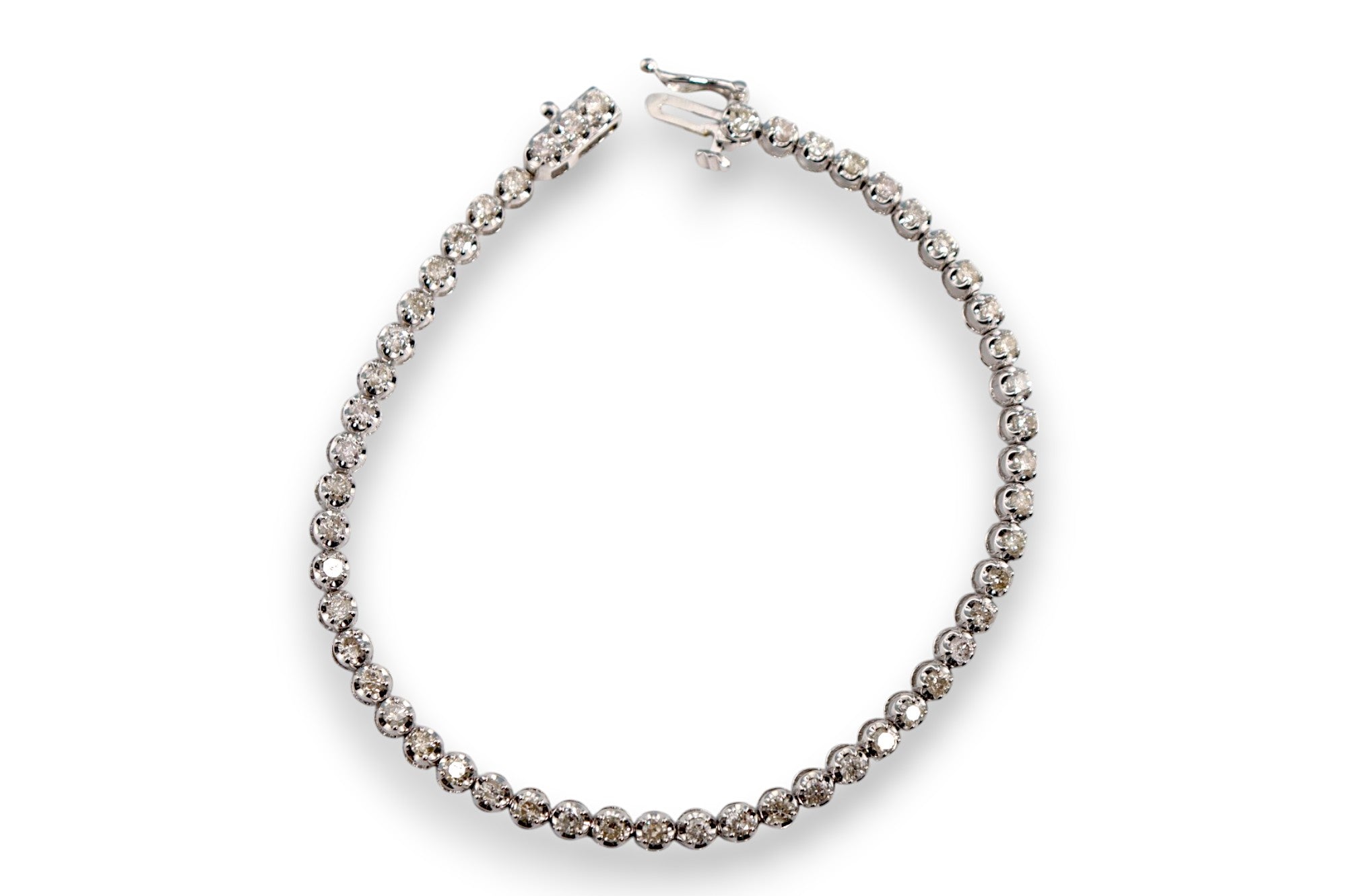 ROUND BRILLIANT DIAMOND TENNIS BRACELET image 0