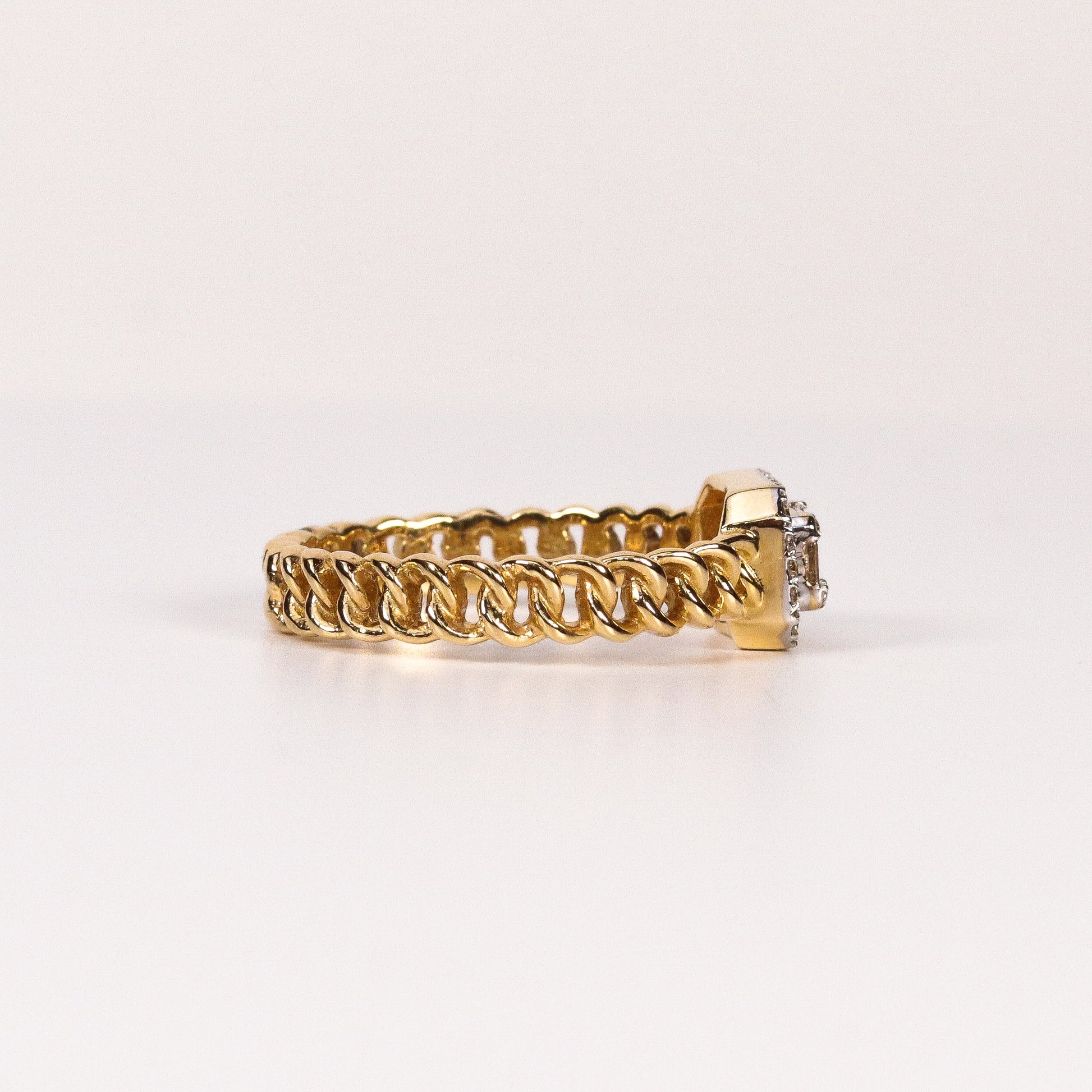 DIAMOND HALO PAVÉ CHAIN BAND RING image 2