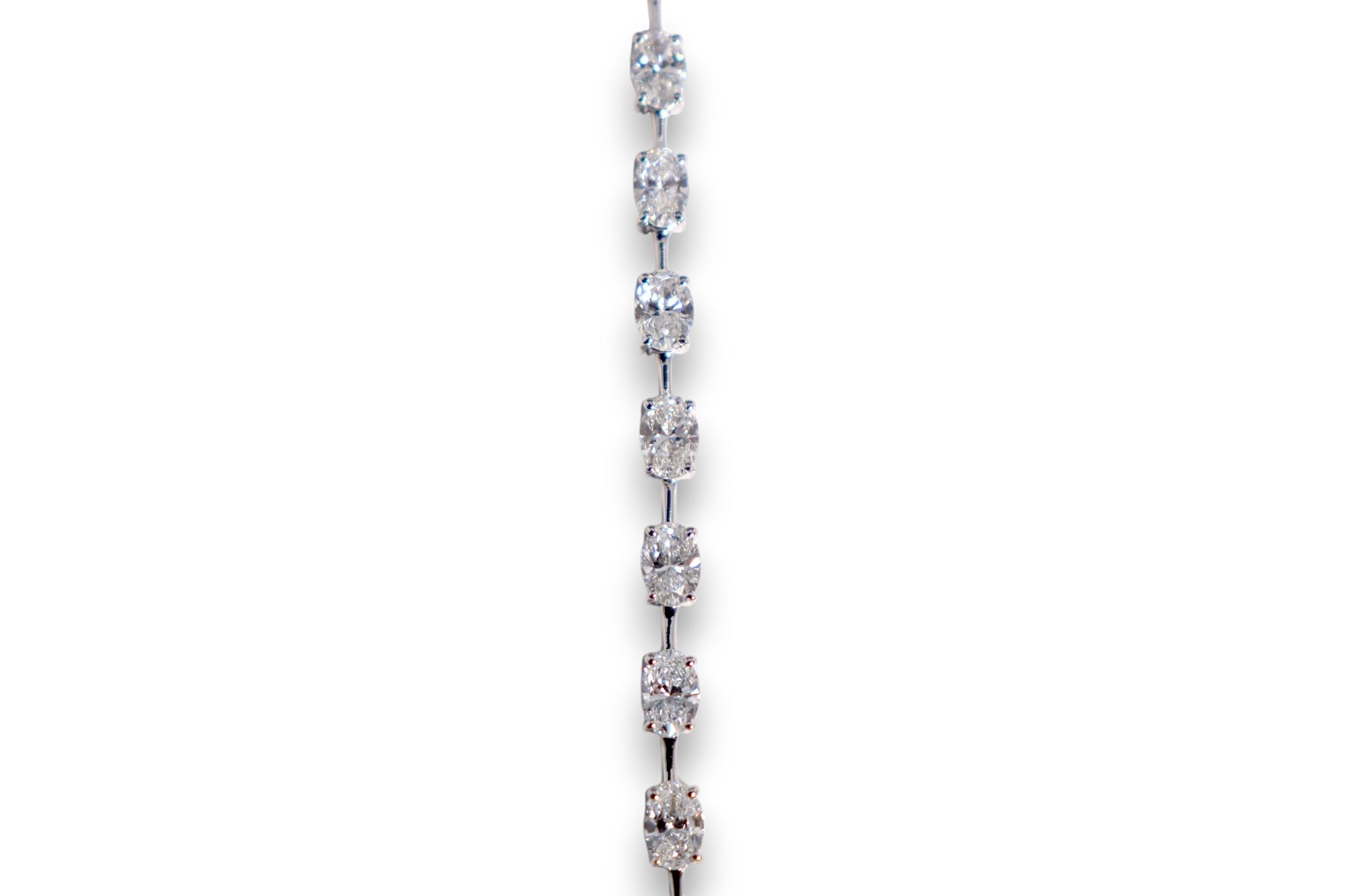 LUXURY LAB-GROWN OVAL DIAMOND TENNIS BRACELET image 1