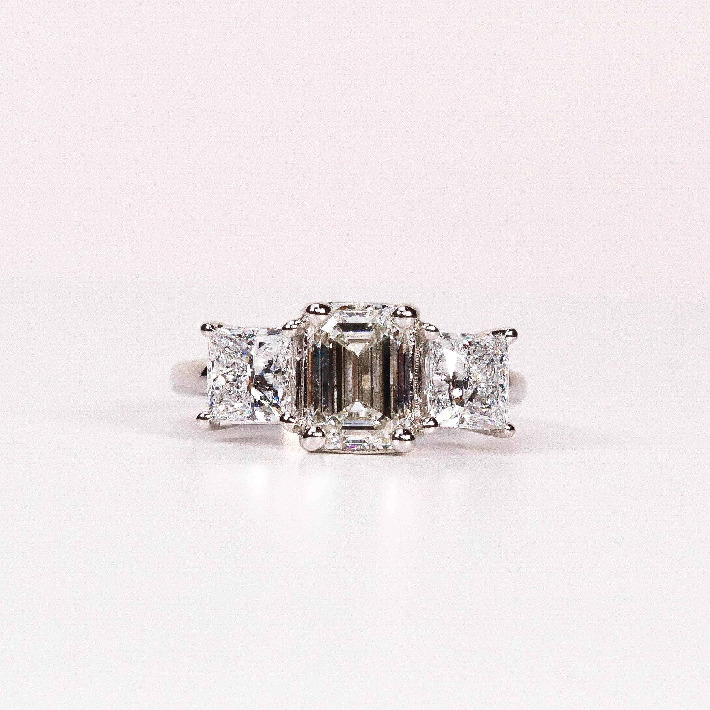 LAB-GROWN DIAMOND EMERALD-CUT THREE-STONE ENGAGEMENT RING image 0