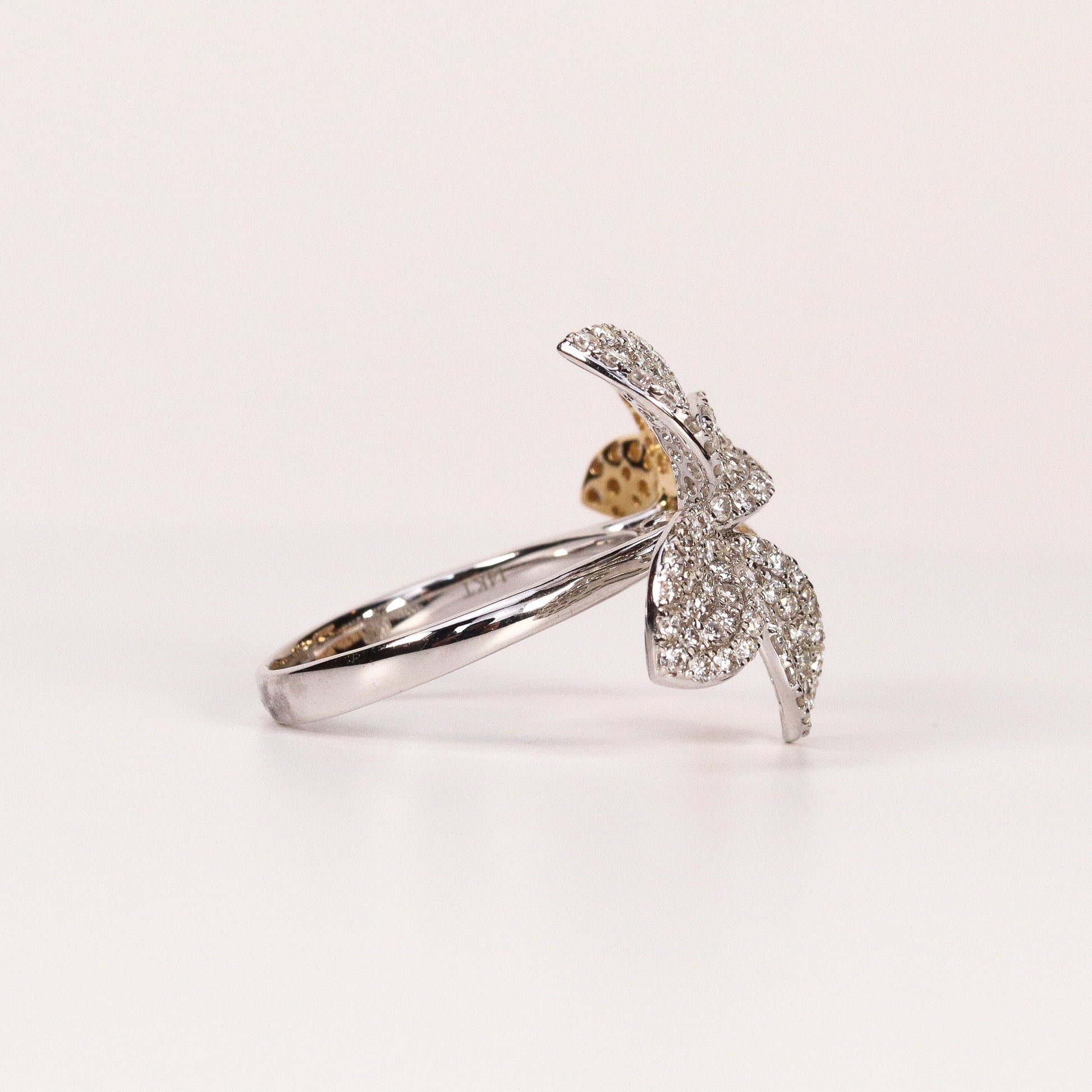 TWO-TONE PAVÉ FLOWER RING image 2