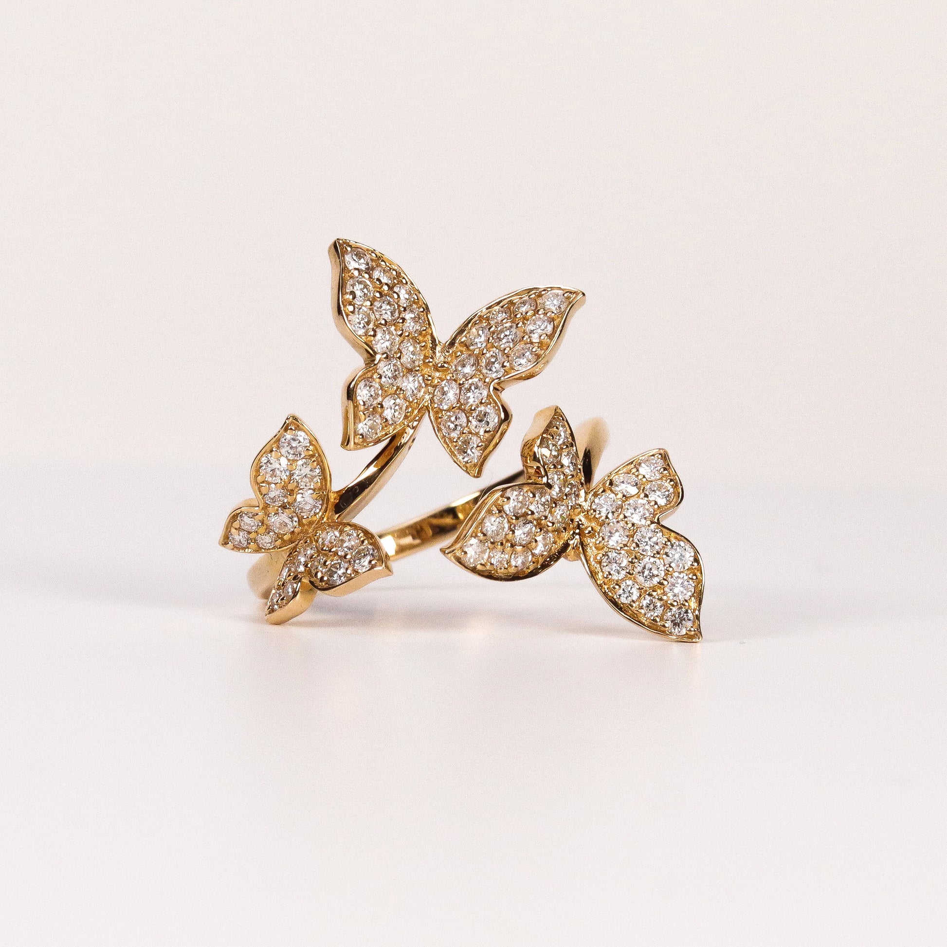 BUTTERFLY PAVÉ RING image 0