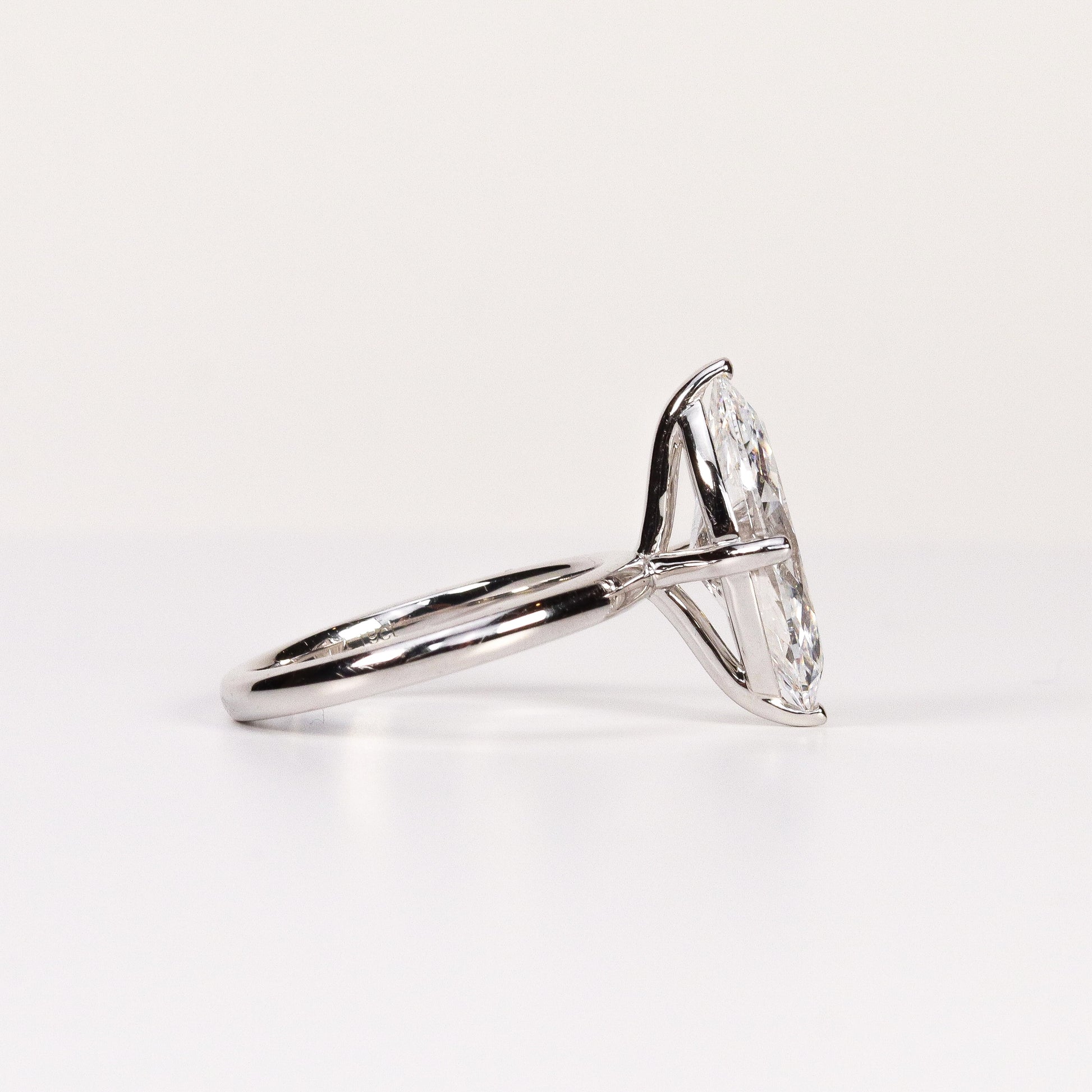 LAB-GROWN DIAMOND MARQUISE BRILLIANT-CUT SOLITAIRE ENGAGEMENT RING image 2