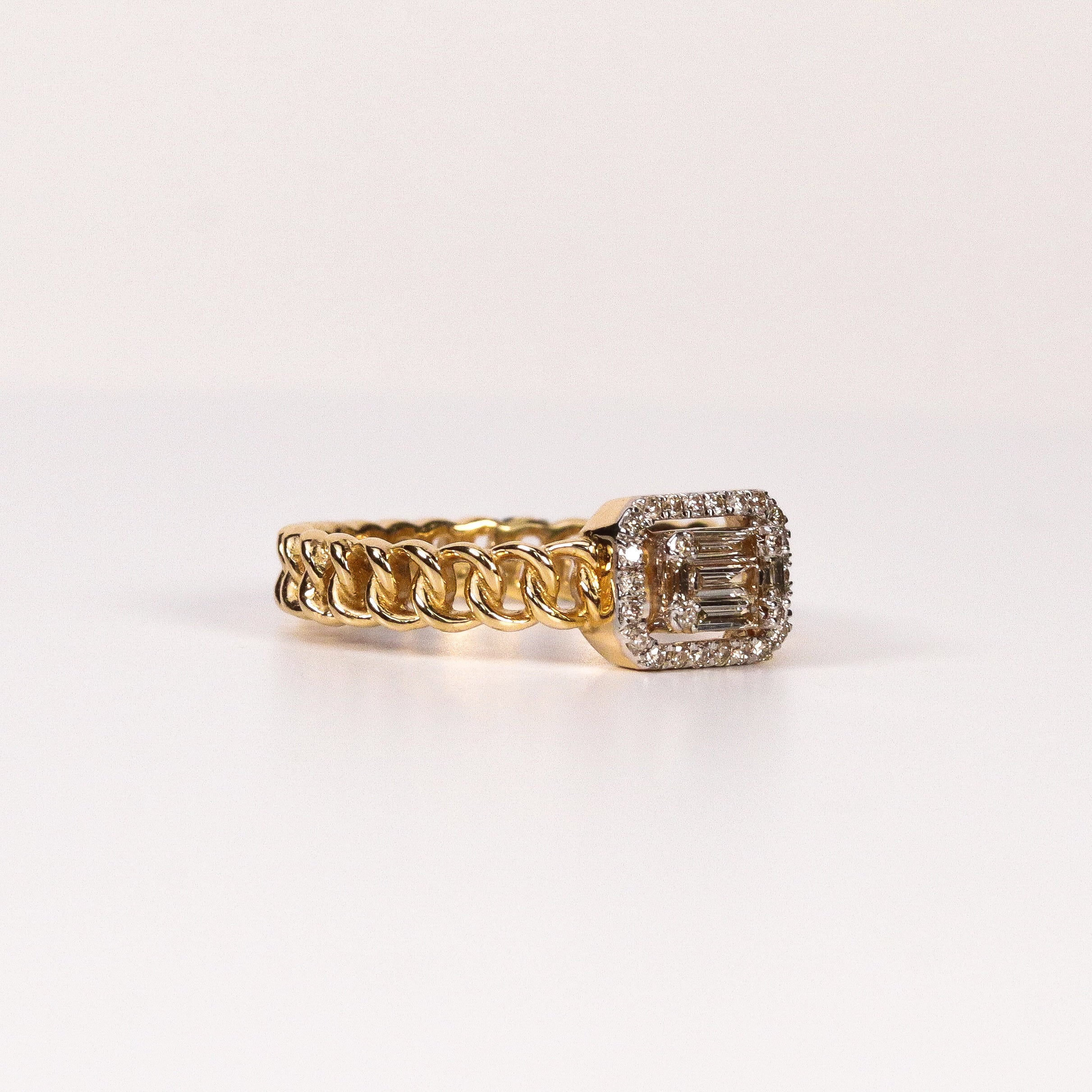 DIAMOND HALO PAVÉ CHAIN BAND RING image 1