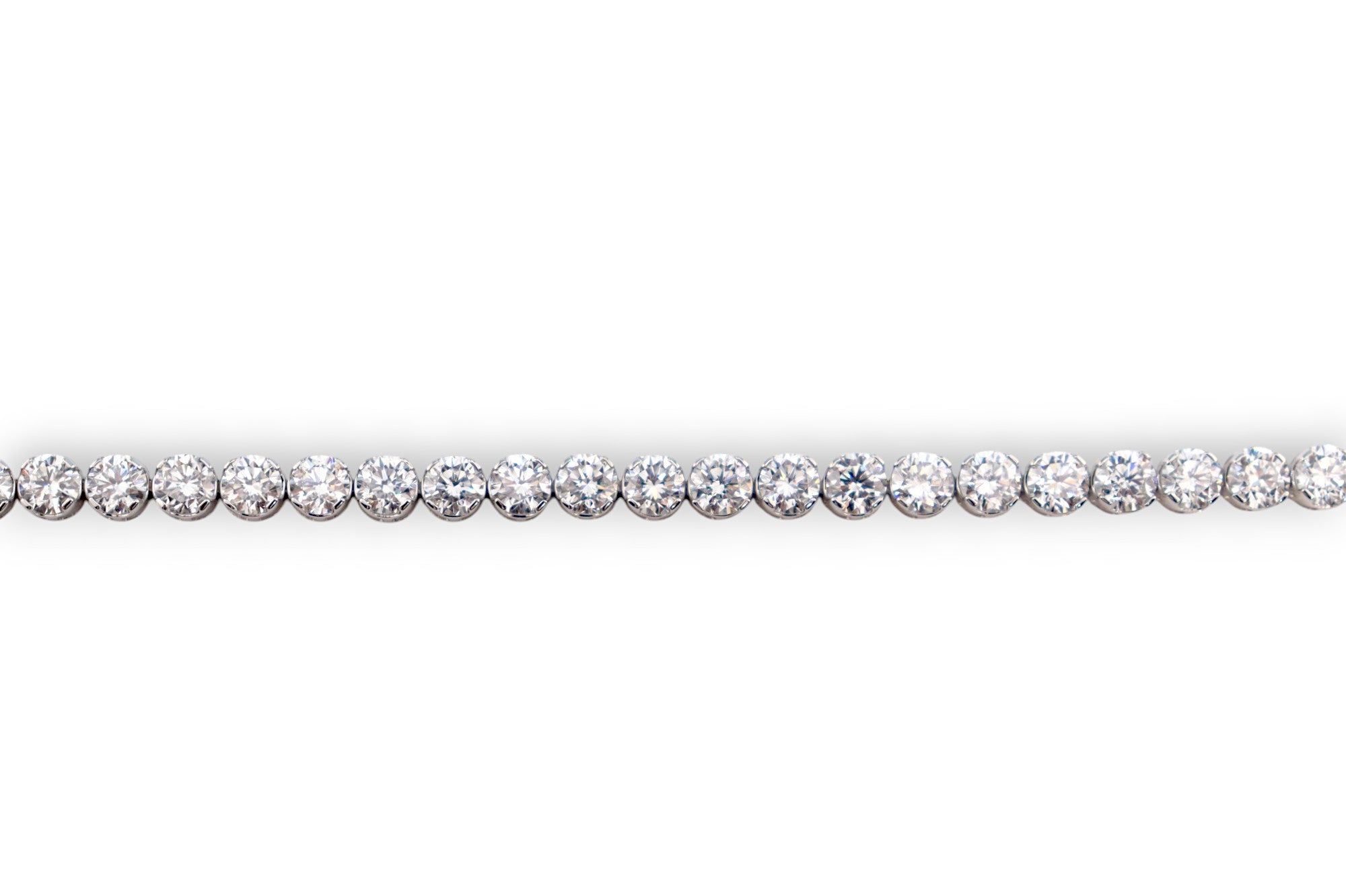 LUXURY LAB-GROWN ROUND BRILLIANT DIAMOND TENNIS BRACELET image 1