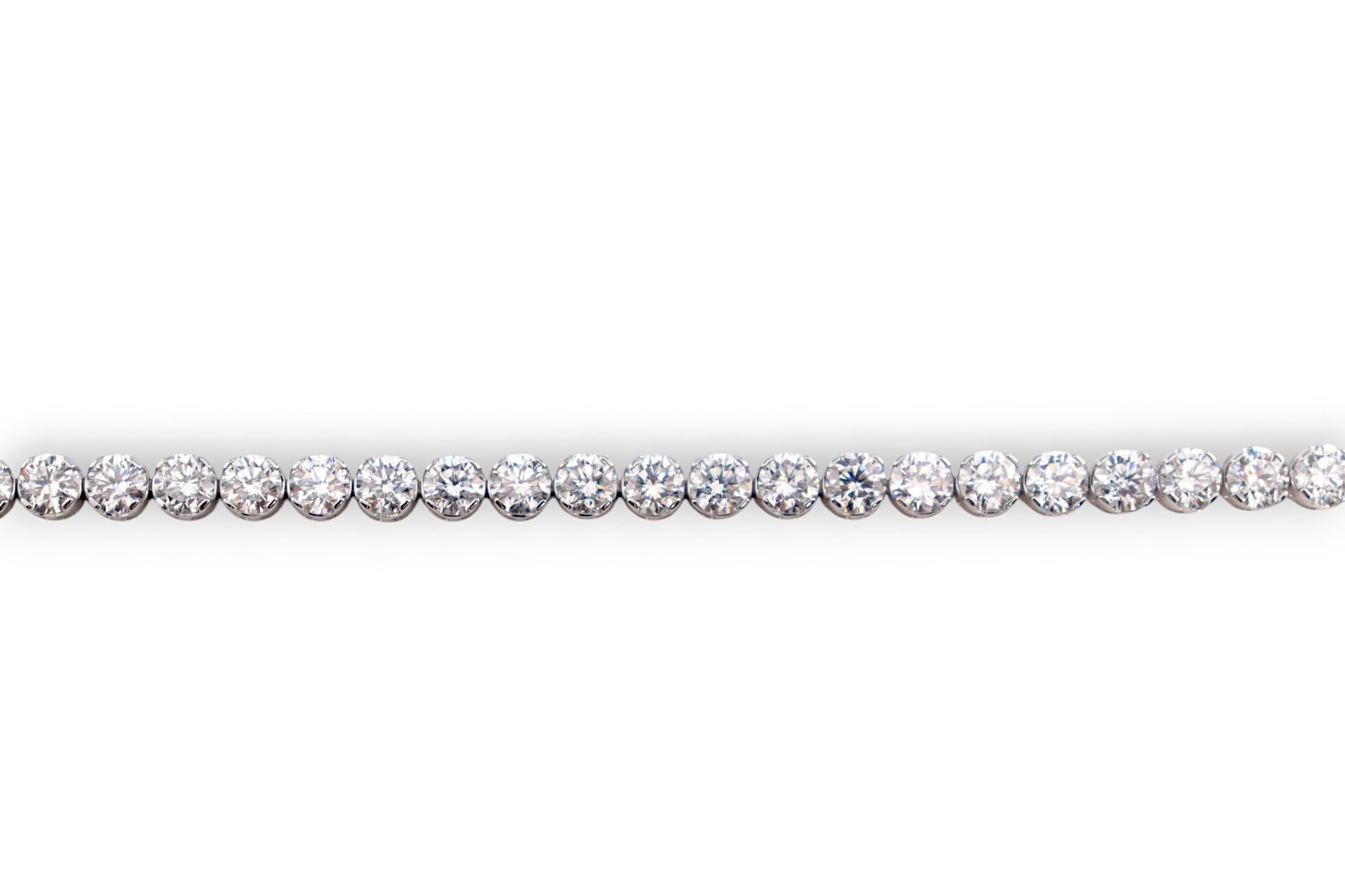 LUXURY LAB-GROWN ROUND BRILLIANT DIAMOND TENNIS BRACELET image 1