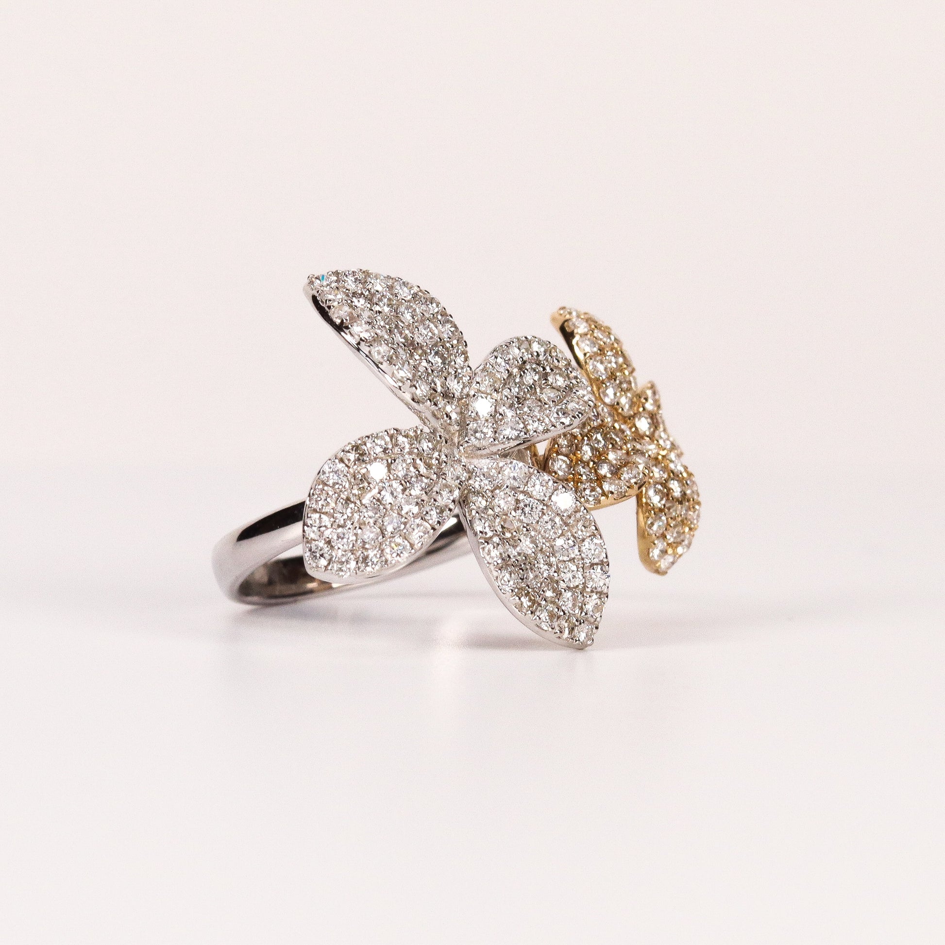 TWO-TONE PAVÉ FLOWER RING image 1