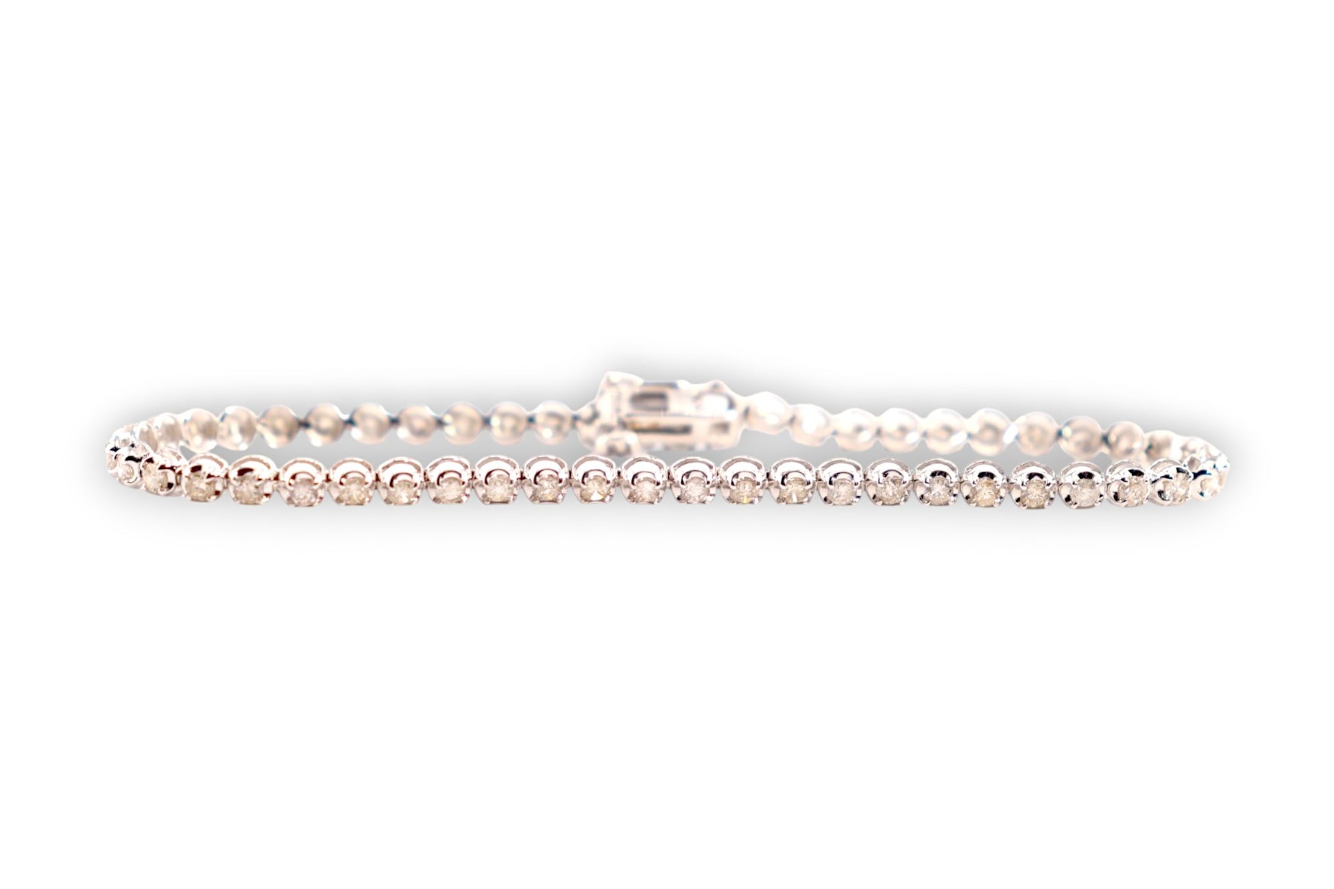 ROUND BRILLIANT DIAMOND TENNIS BRACELET image 1